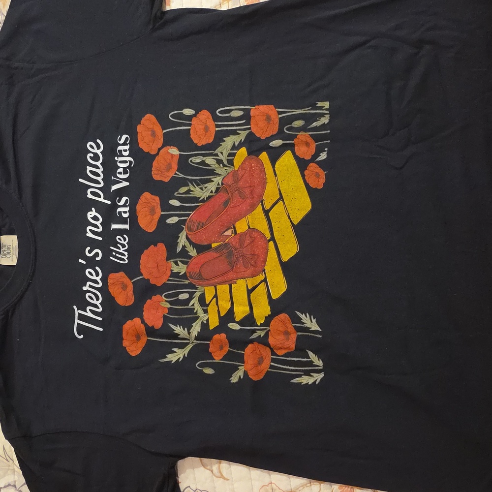 Las Vegas Graphic T-shirt With Ruby Slippers